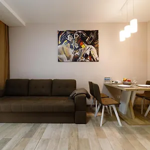 new-chornovola-apartment.hotelslviv.net/