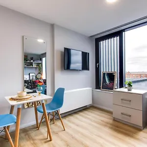 Yugo Explore - Kavanagh Court , Dublin Ierland