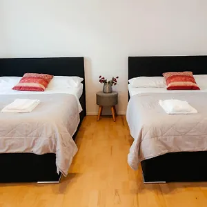 Lax Apartment Vienna